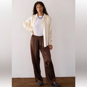 DONNI Silky Simple Pant in Truffle
